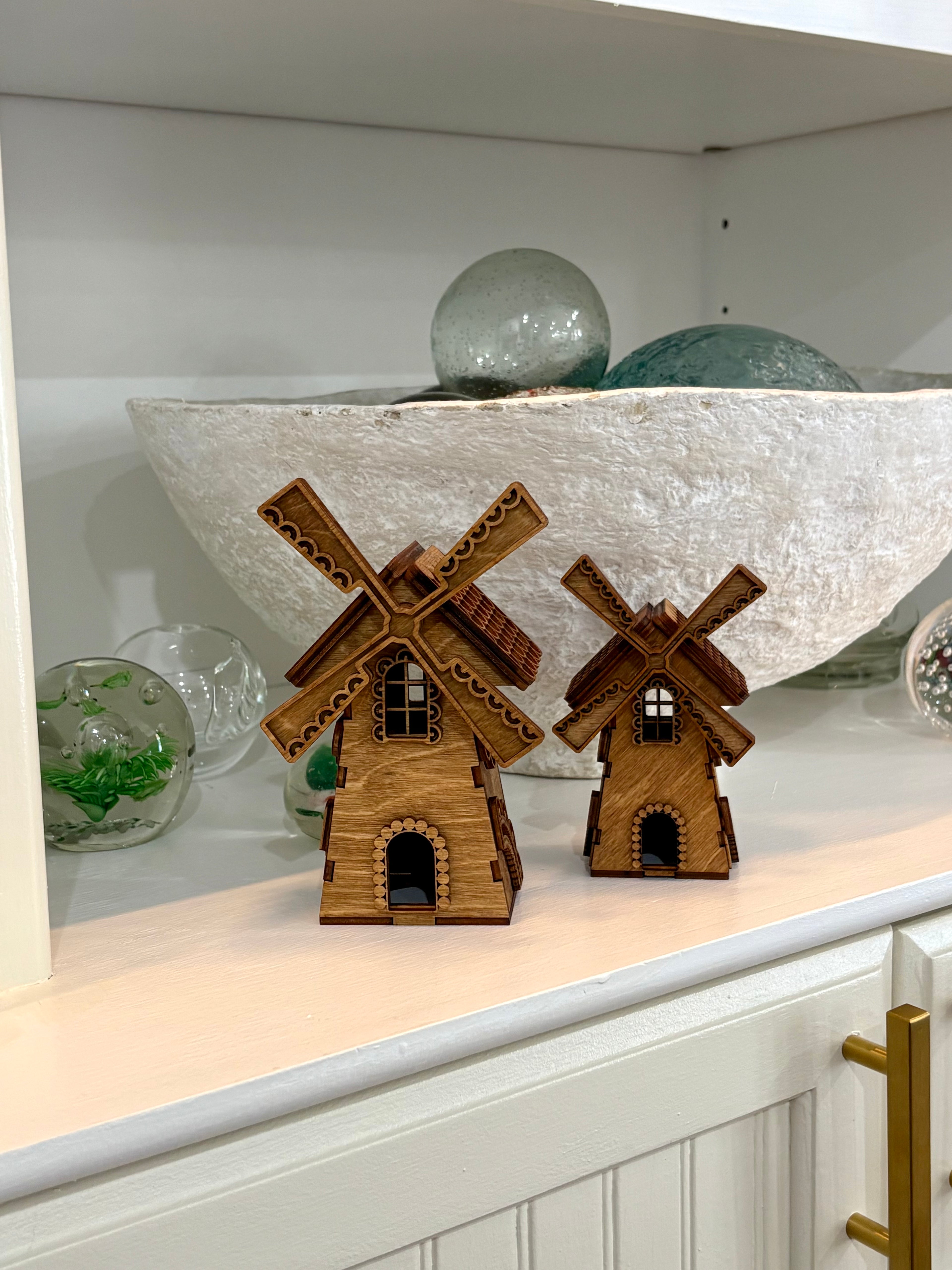 Rustic Village House - Windmill